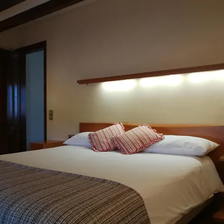 Rural Cal Ruget 2* Vilobi Del Penedes