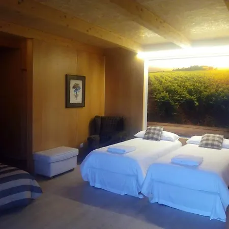 Rural Cal Ruget 2* Vilobi Del Penedes
